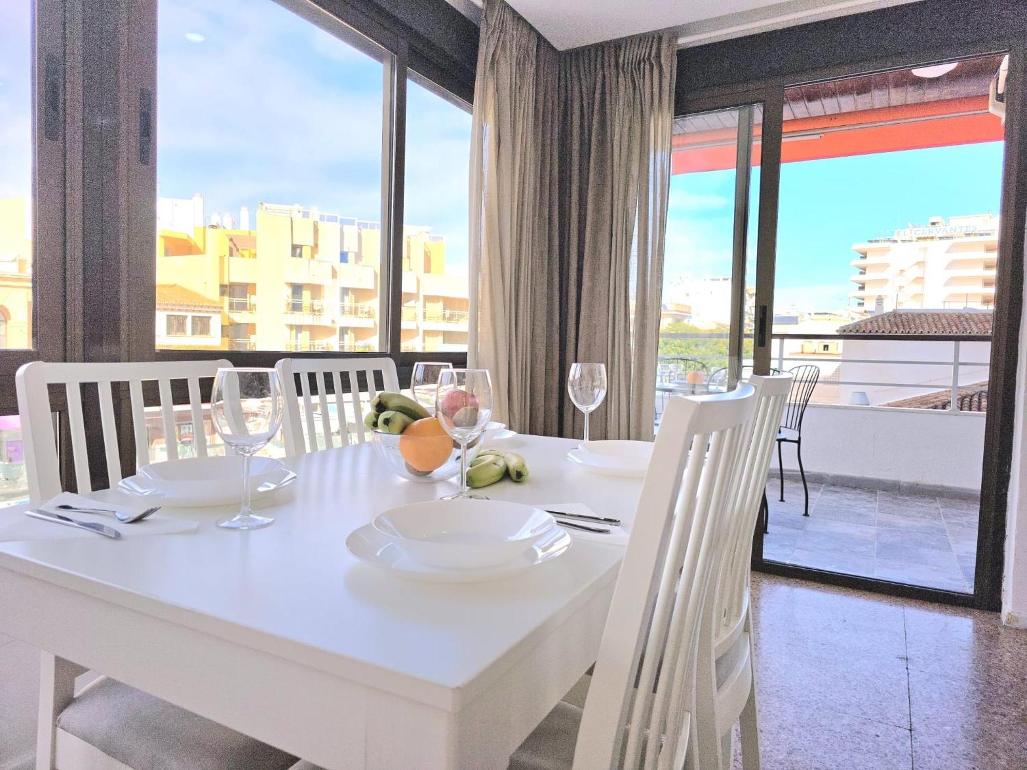 Nogalera Rainbow 2-Bedroom Apartment, Pool And Parking By Namaste Elite Torremolinos Esterno foto