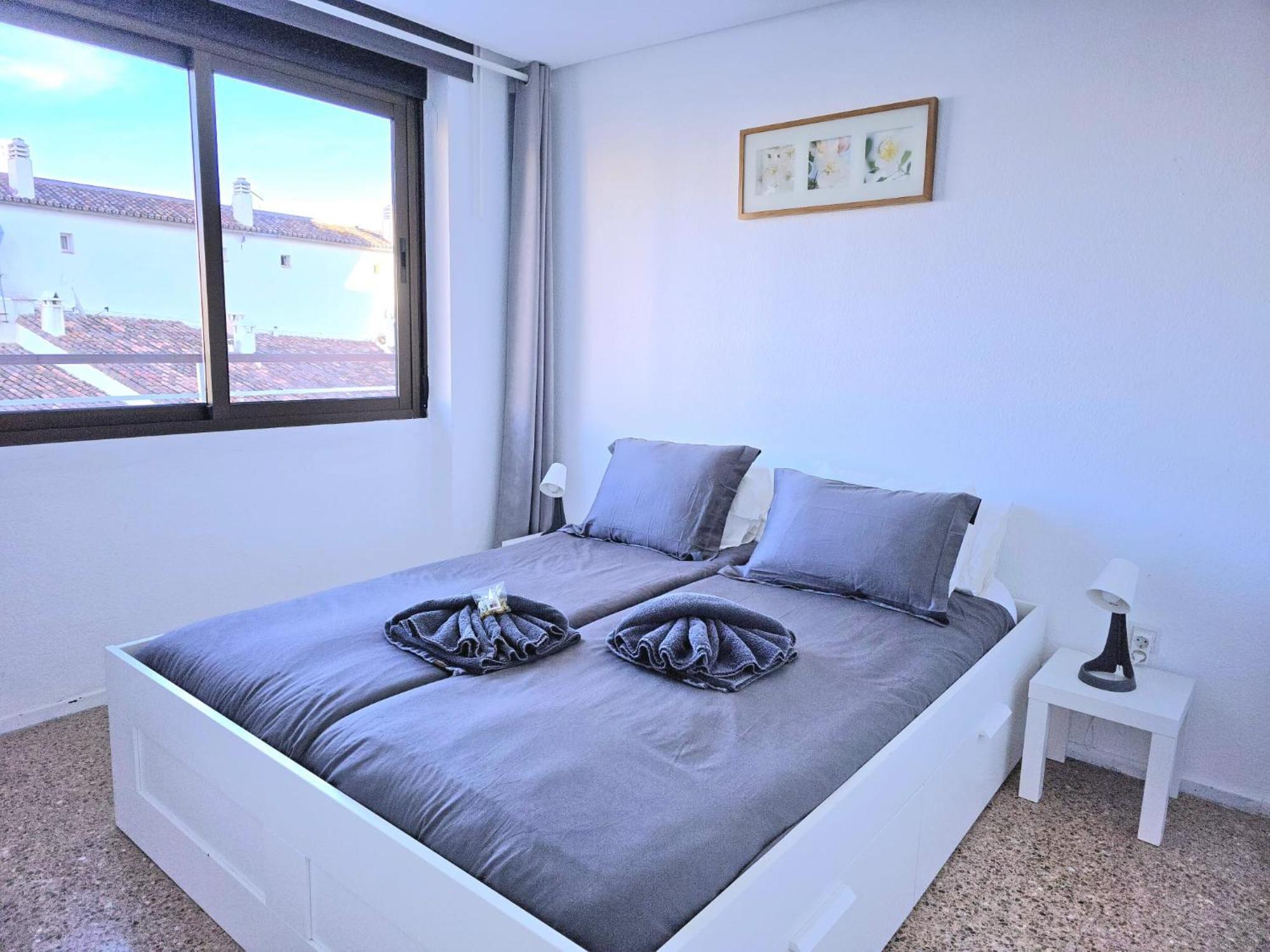 Nogalera Rainbow 2-Bedroom Apartment, Pool And Parking By Namaste Elite Torremolinos Esterno foto