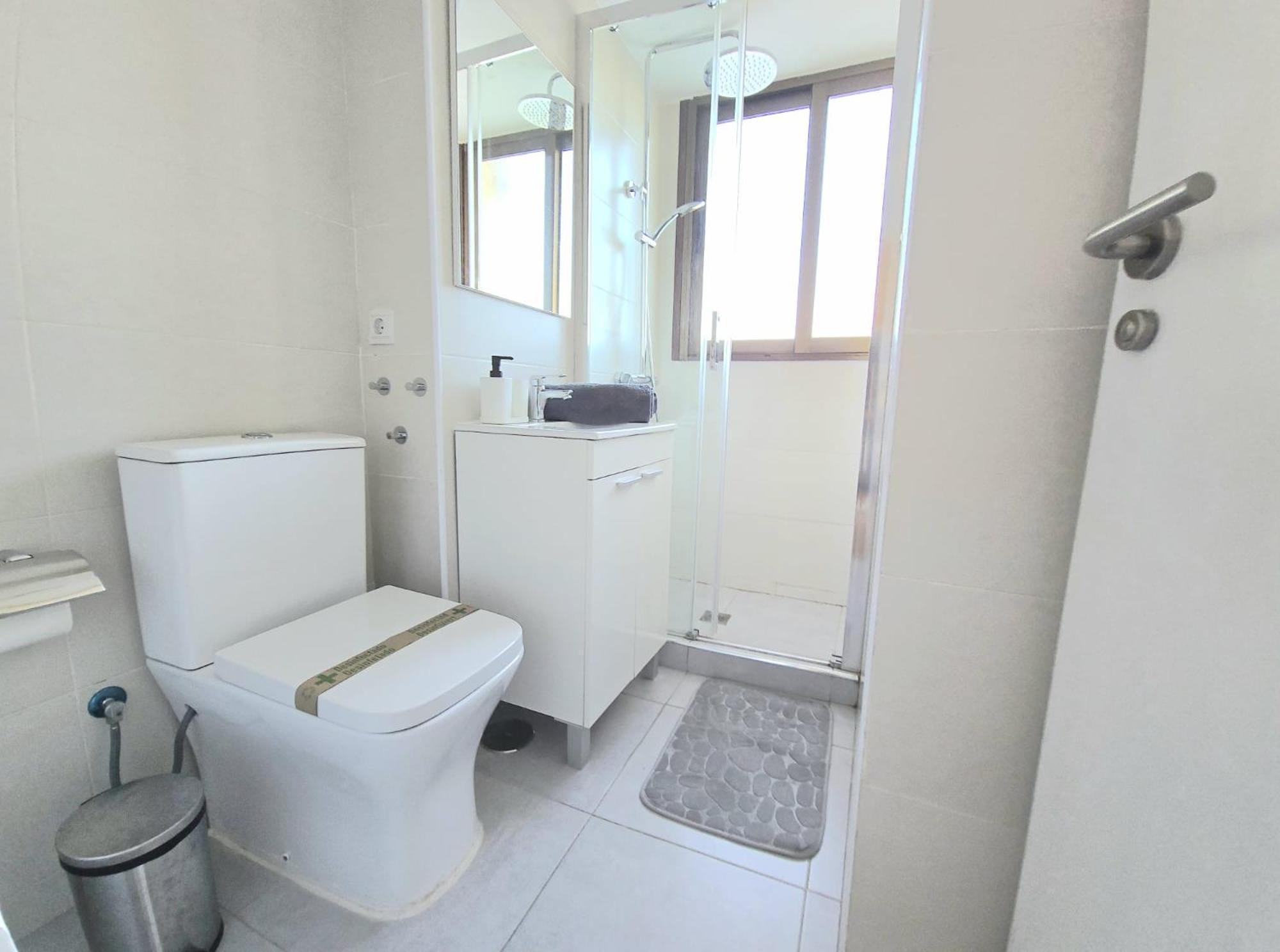 Nogalera Rainbow 2-Bedroom Apartment, Pool And Parking By Namaste Elite Torremolinos Esterno foto